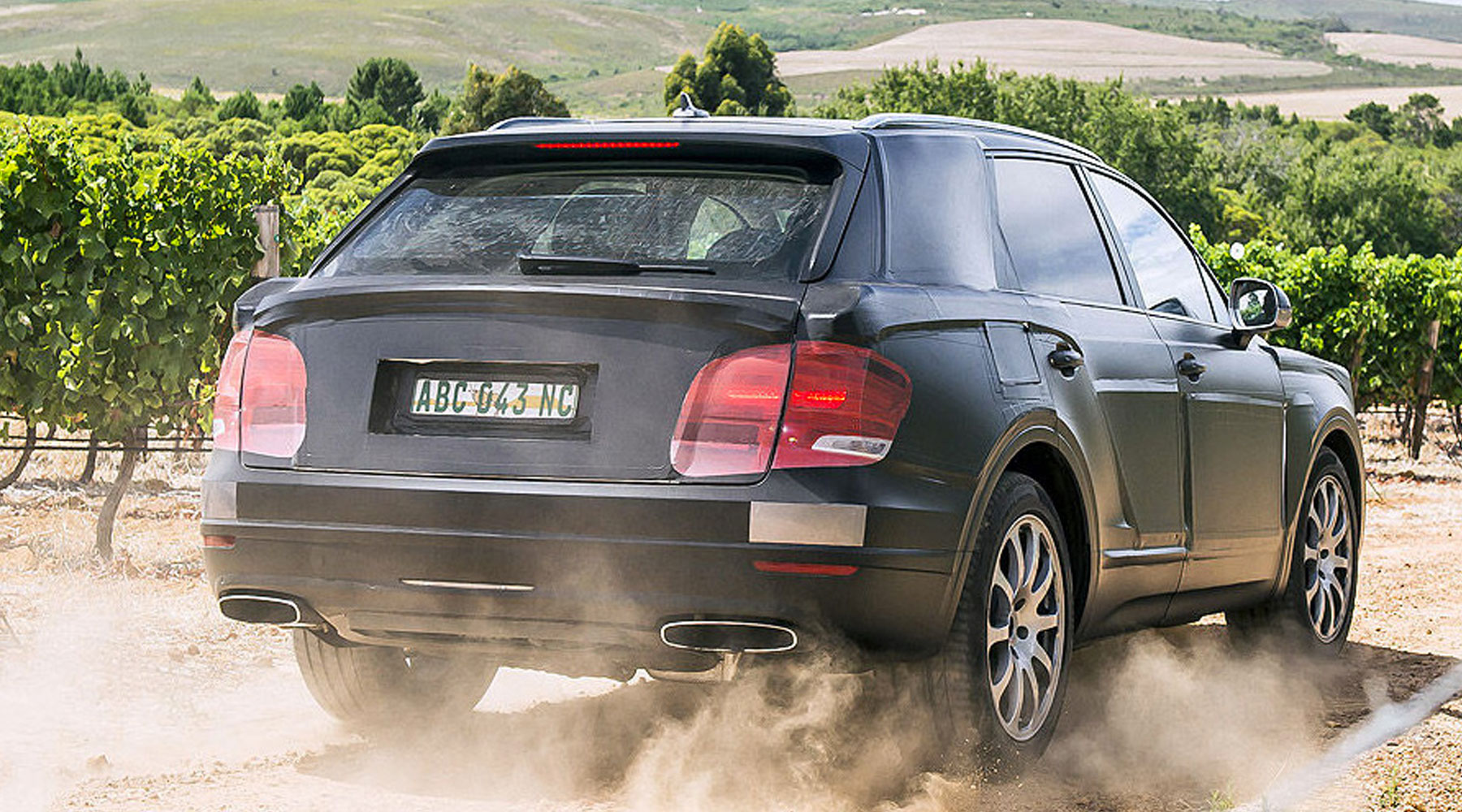 Bentley Bentayga (2016)