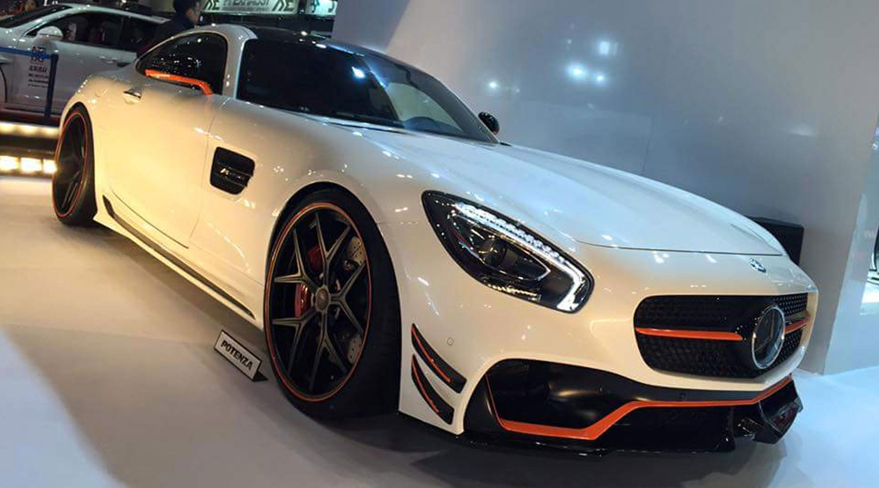 Wald Mercedes-AMG GT Bison Edition